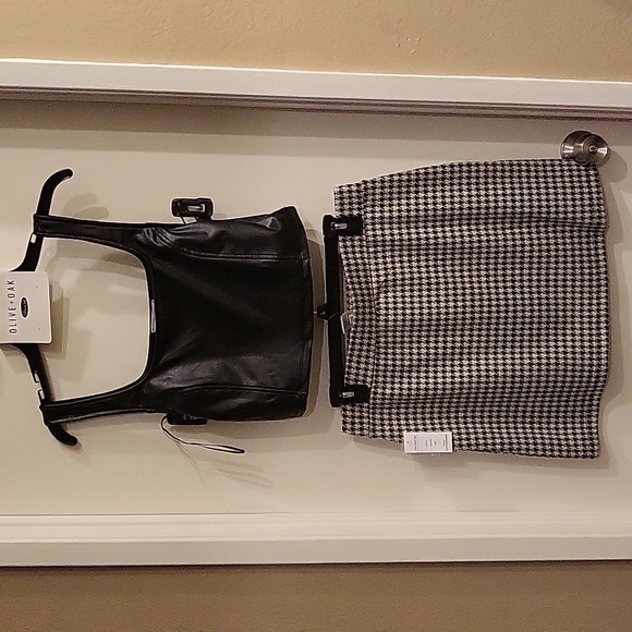 Olive +Oak 2 piece set size Large. Black and grey. NWT - Picture 2 of 13